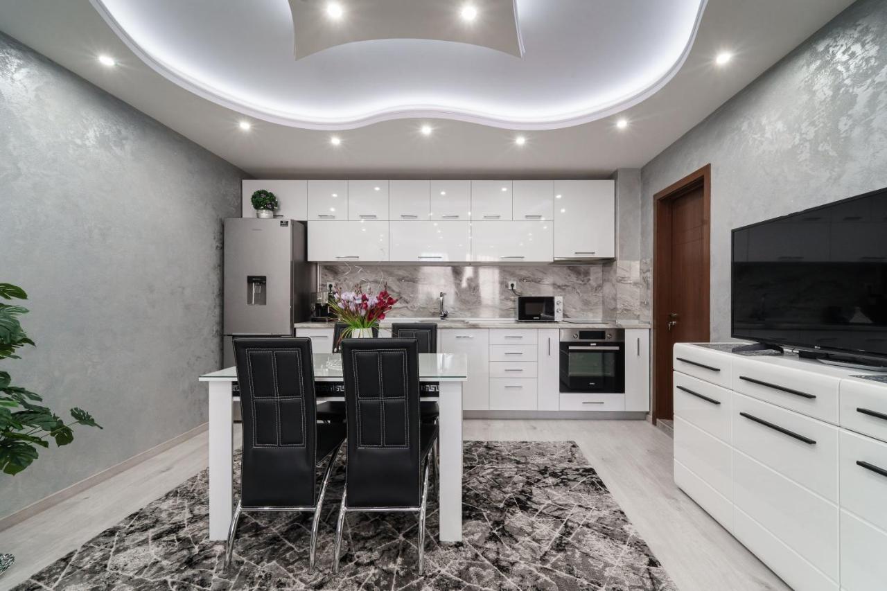 City Apartments - A Brand New Luxury & Comfy 2 Asenovgrad ภายนอก รูปภาพ