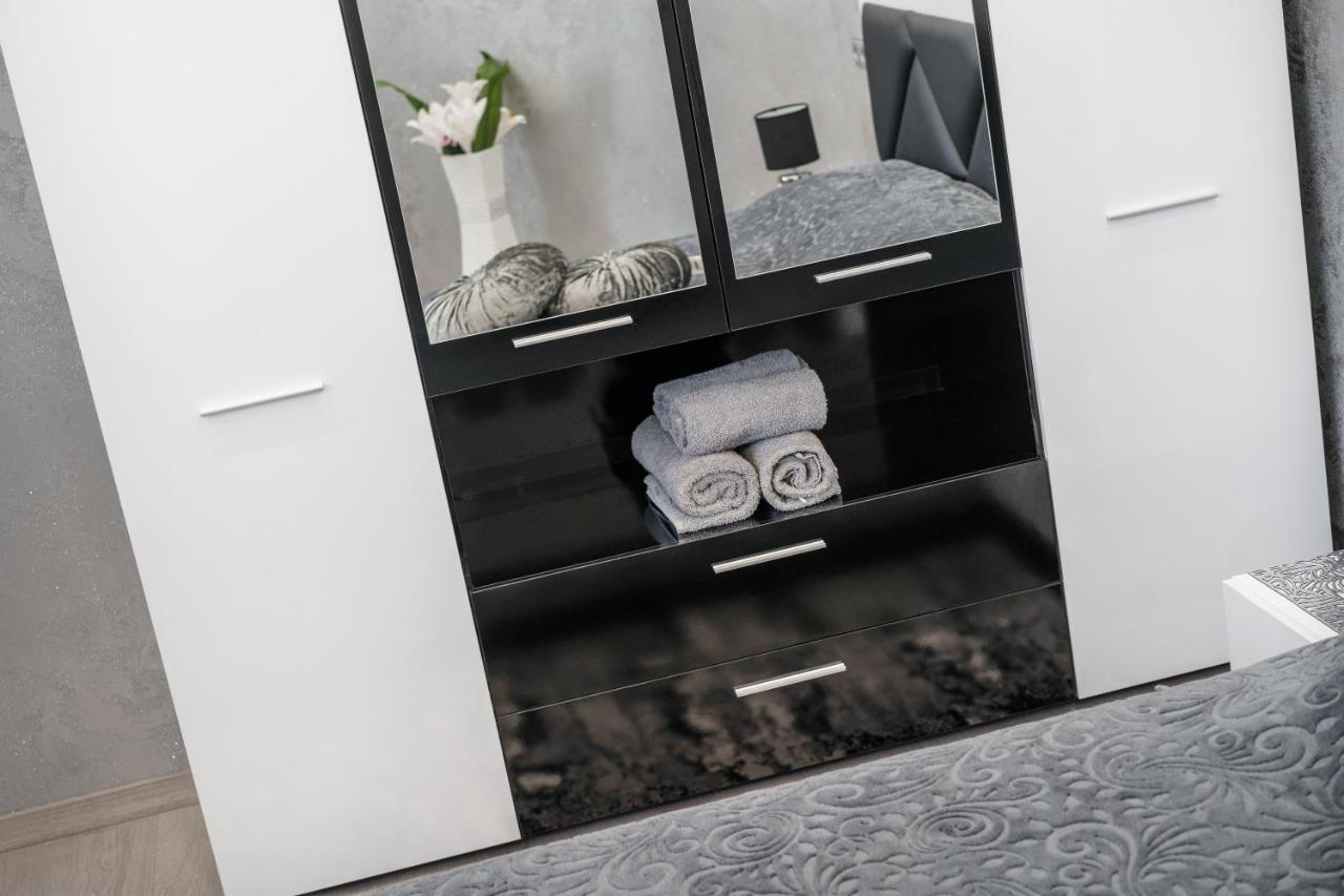 City Apartments - A Brand New Luxury & Comfy 2 Asenovgrad ภายนอก รูปภาพ